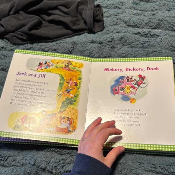 Disney Nursery Rhymes Read-Along Storybook and CD - Picture 5 of 16